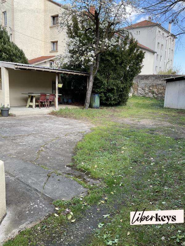 Maison à VILLEURBANNE