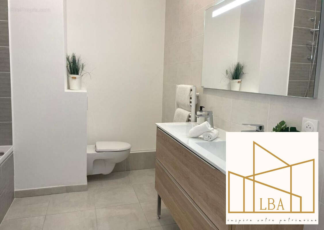 Appartement à MARSEILLE-8E