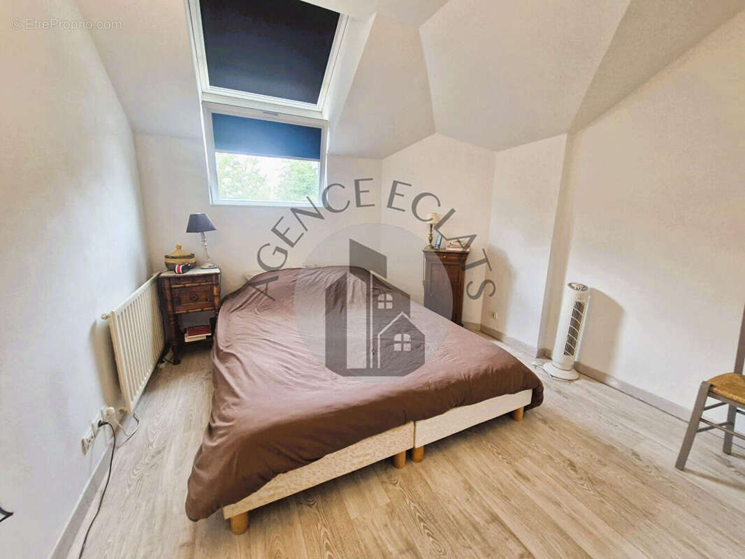 Appartement à BAILLY-ROMAINVILLIERS