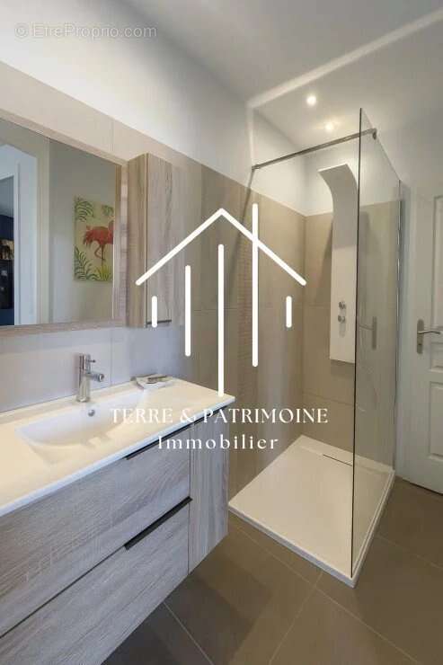 Appartement à AUBENAS