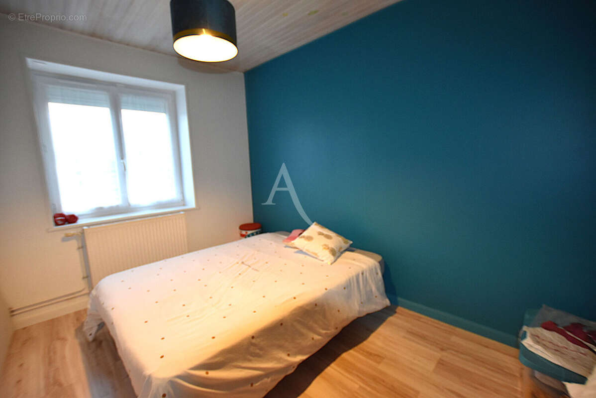 Maison à COMBS-LA-VILLE