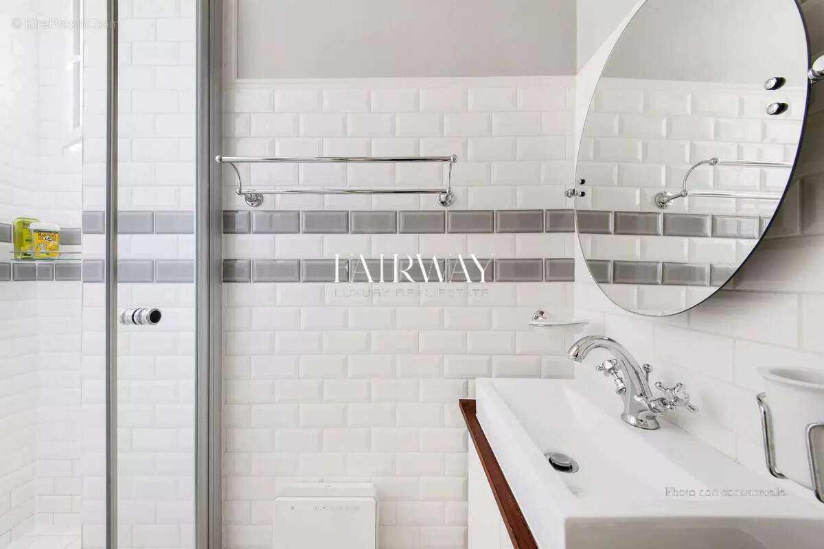 Appartement à PARIS-2E