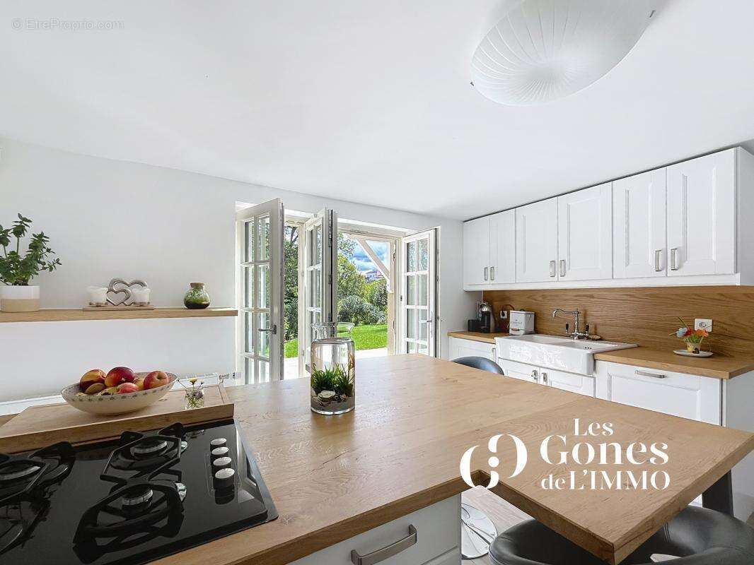 Maison pleine de charme   170m2   4 chambres   Beau jardin a - photo 9