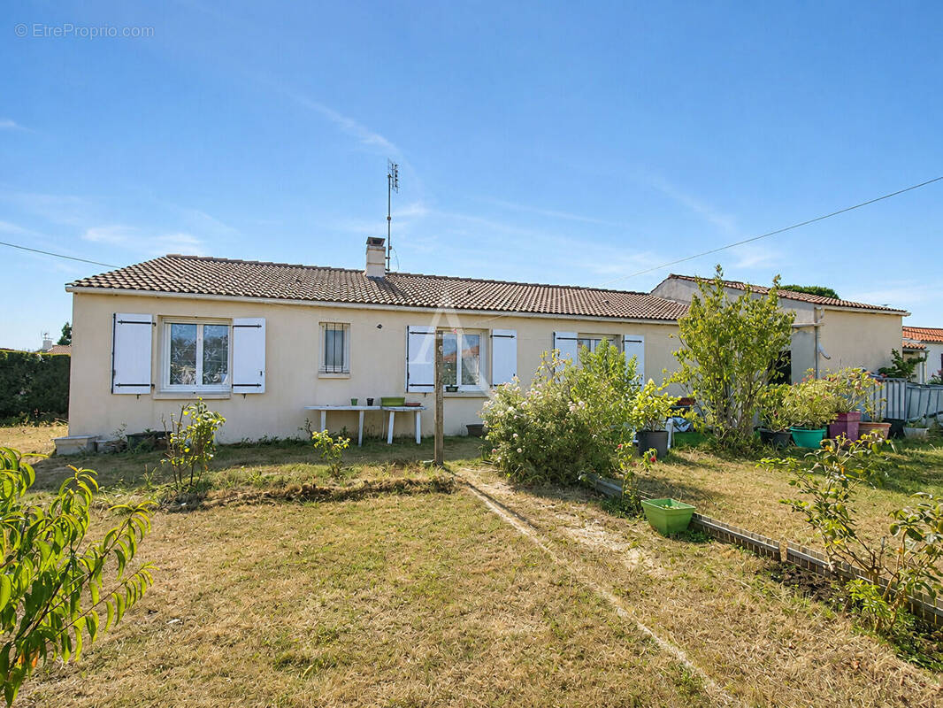 Maison à GIVRAND