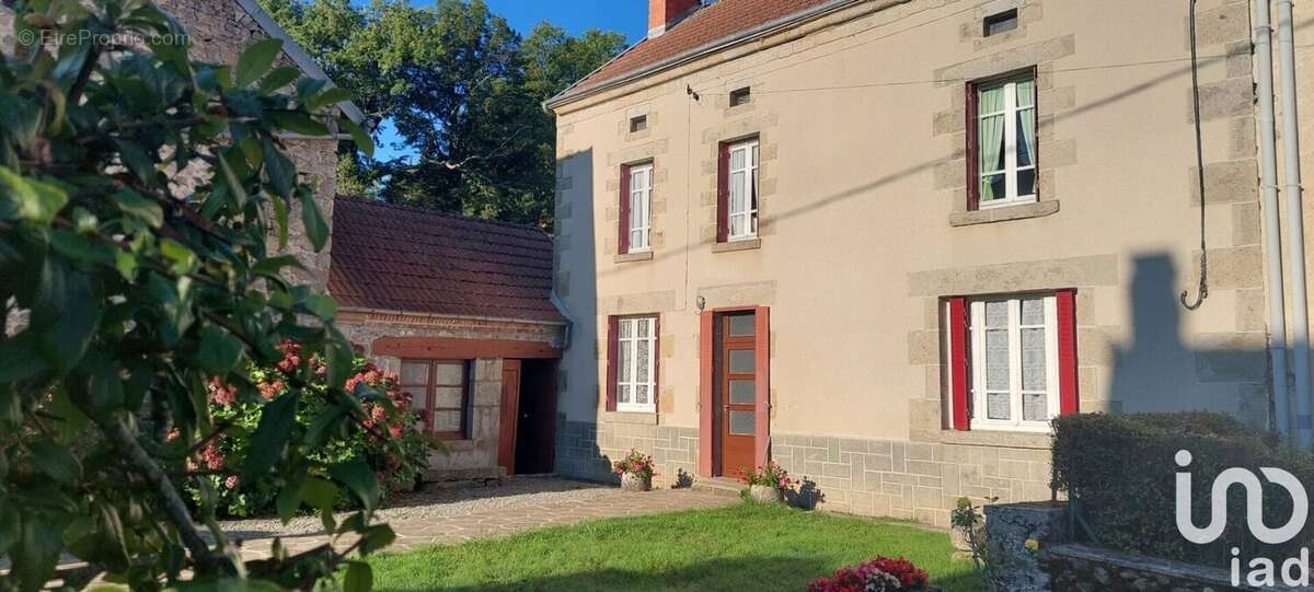 Photo 2 - Maison à GOUZON