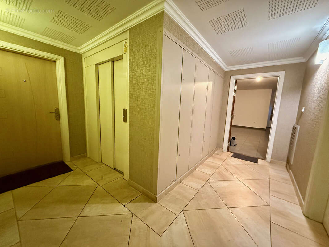 Appartement à ROSNY-SOUS-BOIS