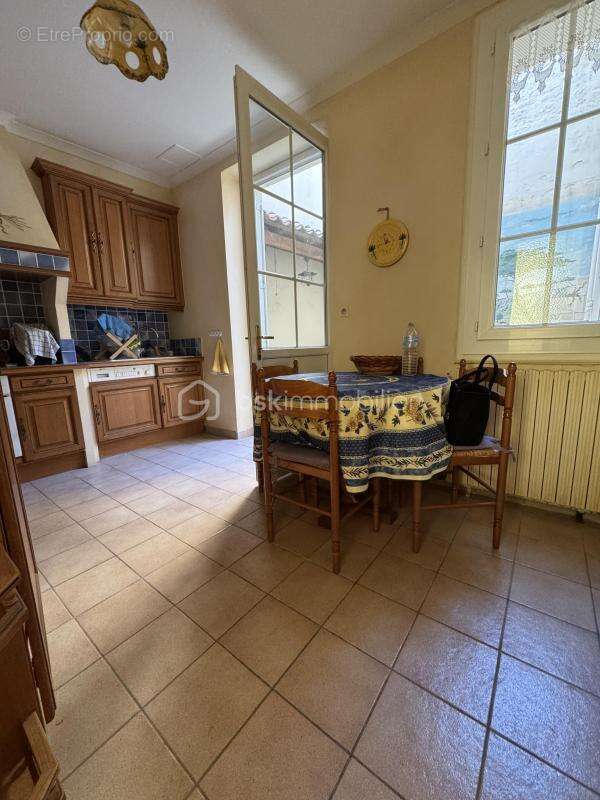 34500 beziers - maison de ville -  patio aménagé - 2 chambres - 1 bureau - toiture neuve - secteur les conviviales - photo 9