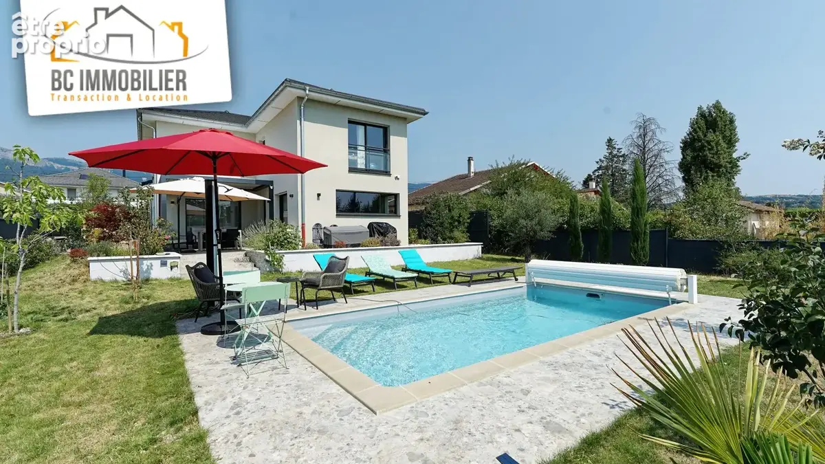 Maison à CESSY