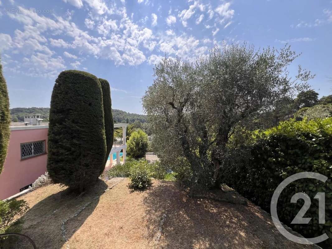 Maison à MOUGINS