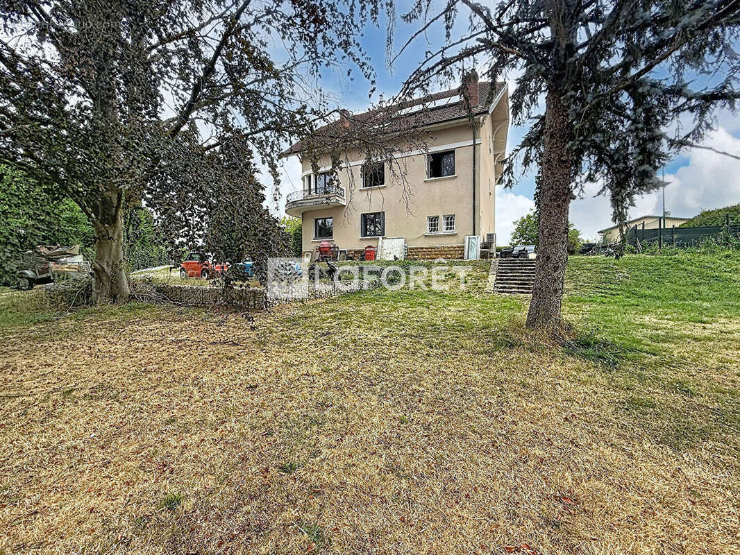 Maison Polliat 10 pièces 300 m2 - photo 18