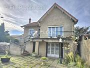 Maison à GUILHERAND-GRANGES