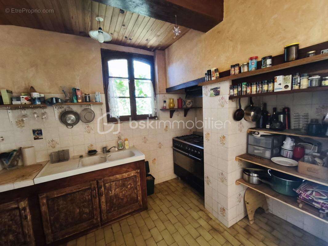 Maison à AURIONS-IDERNES