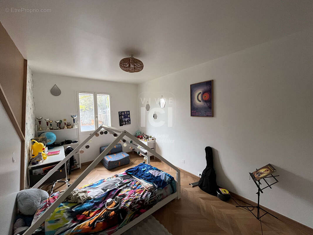 Maison à SAINT-SEBASTIEN-SUR-LOIRE