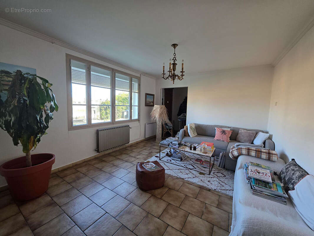 Beau potentiel pour cette maison familiale de  133 m² - photo 5