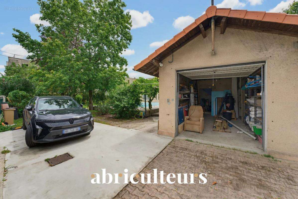 Maison avec piscine vente à  Bordeaux quartier Cauderan (33200) - photo 13