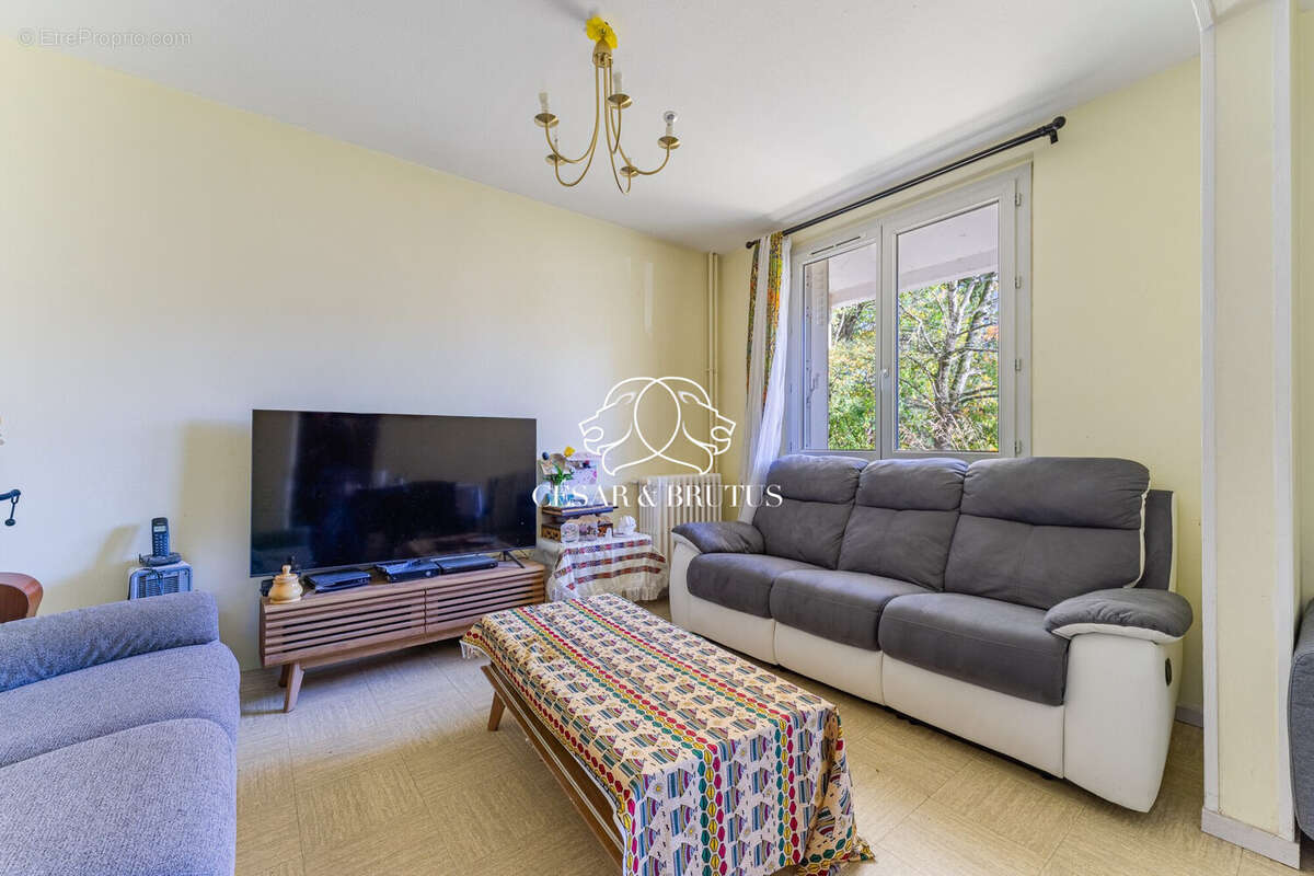 Appartement à LYON-9E