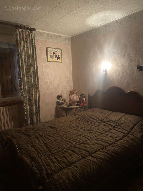 Maison à GRAND-CHARMONT