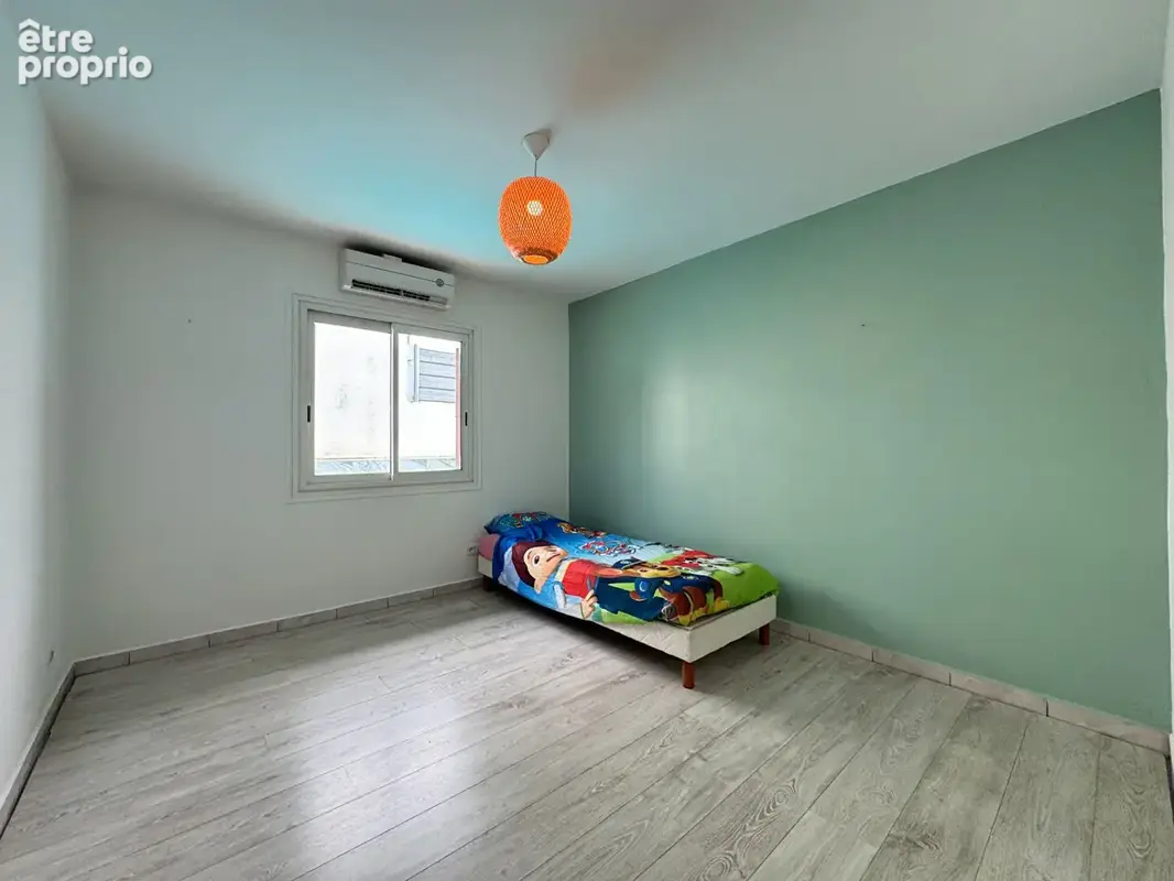 A VENDRE - Sainte-Marie - Maison T4 avec piscine et dépendance implantée sur un terrain de 636 m2 plat et cloturé - photo 12