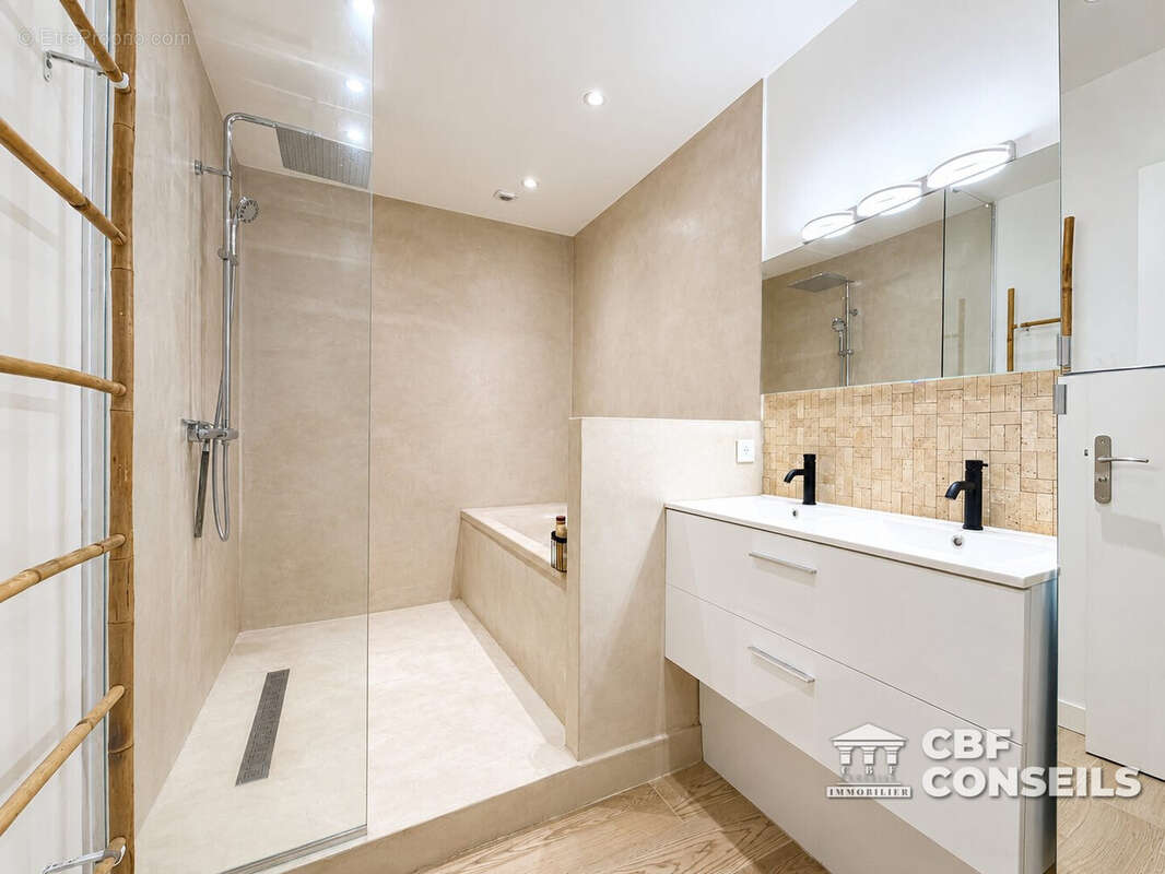 Maison 125 m² à Pont-Du-Chateau  - photo 9