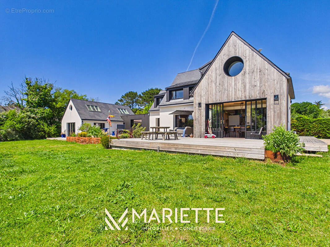 Maison à NEVEZ