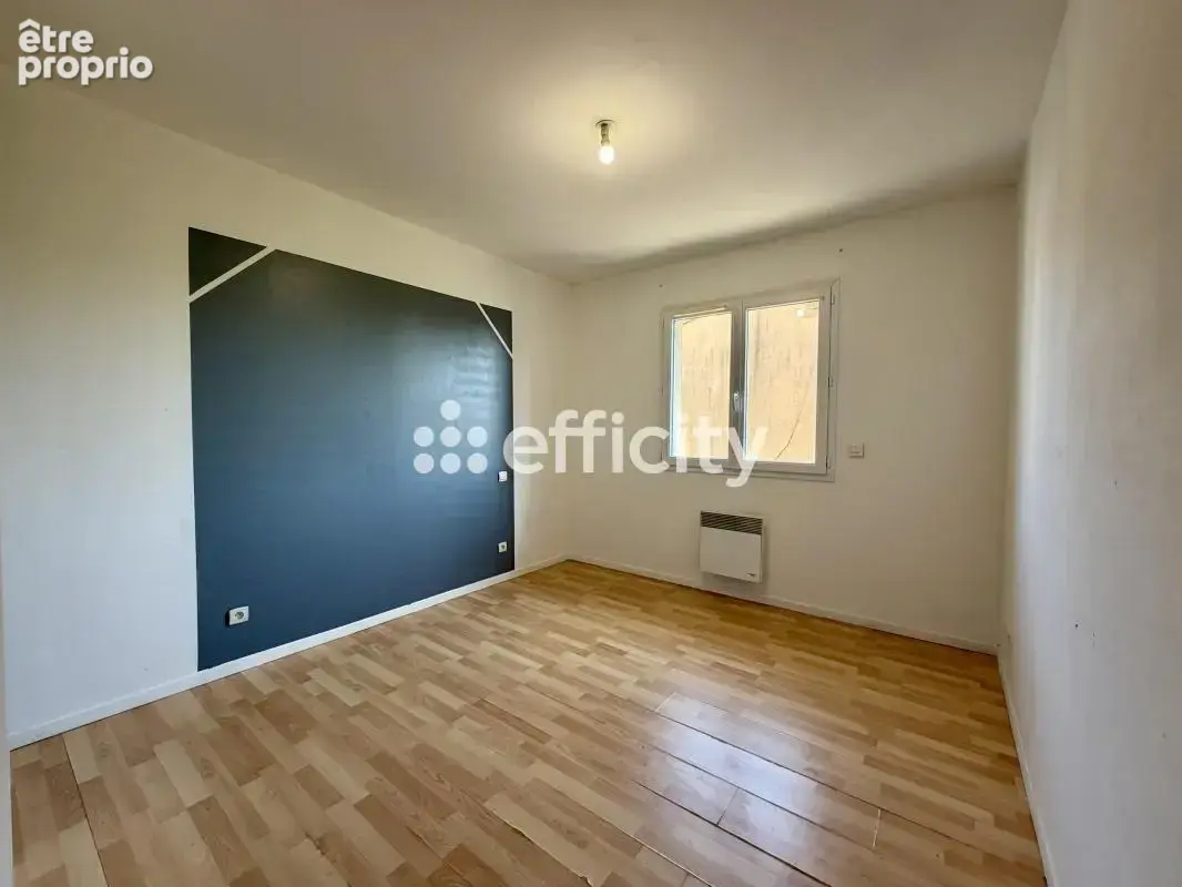 Maison 91 m² à Saint-Andre-De-Cubzac  - photo 4