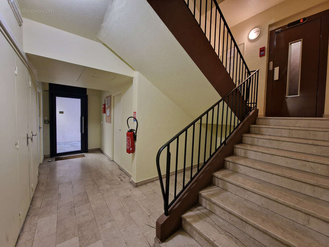 Spécial investisseur - Studio Brive centre - photo 6