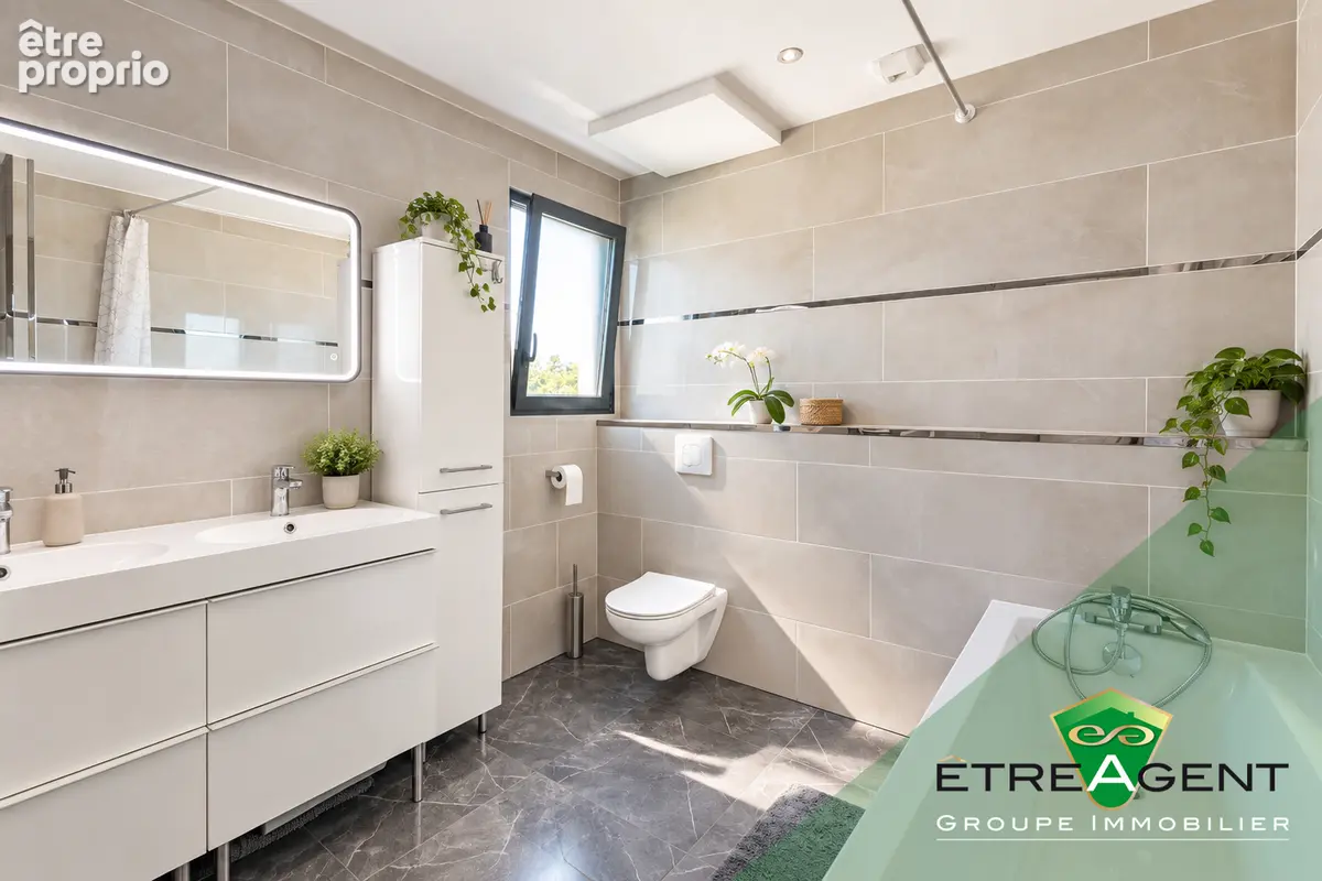 Maison SOLIERS - 123 m² - 4 chambres - photo 10