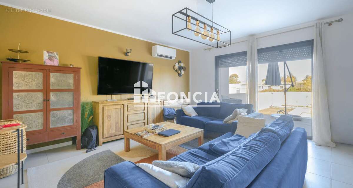 Entraigues-sur-la-Sorgue – Maison contemporaine 2021 type 5 avec piscine et jardin 300 m² - photo 4