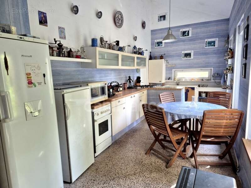 Maison à LES LOGES