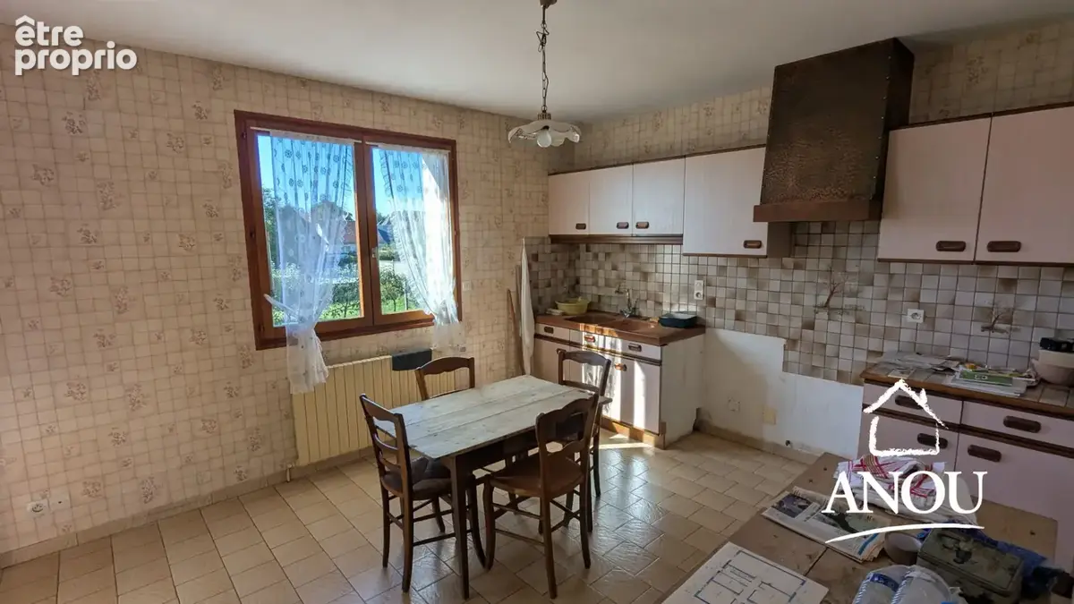 Maison de plain-pied avec sous-sol total et beaux volumes - photo 3