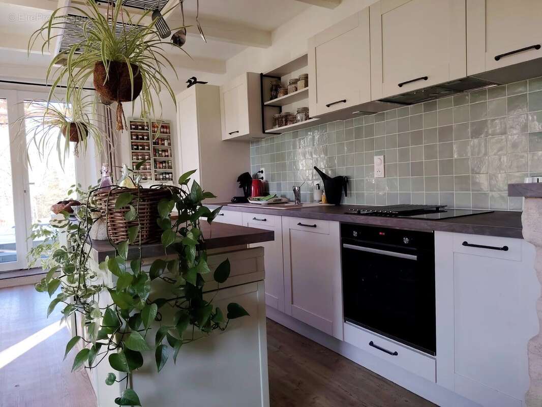 Maison à LA BASSE-VAIVRE