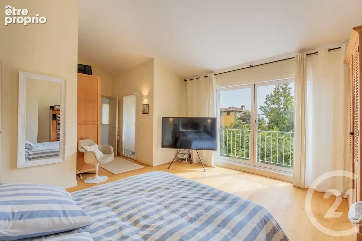 Maison 5 pièces 174 m² à vendre à Nice (06100) - photo 9