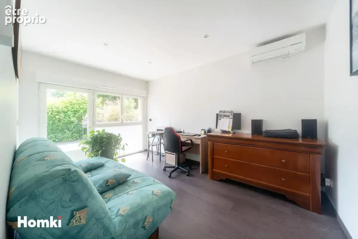 Magnifique Villa de Plain-Pied à Mézériat – 137 m² – Classe Énergétique B - photo 8