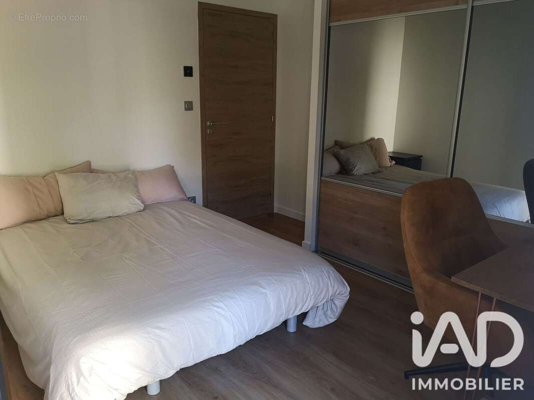 Maison 128 m² à Carignan-De-Bordeaux  - photo 6