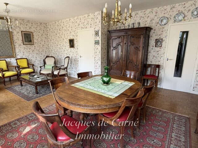 Appartement à PARIS-12E