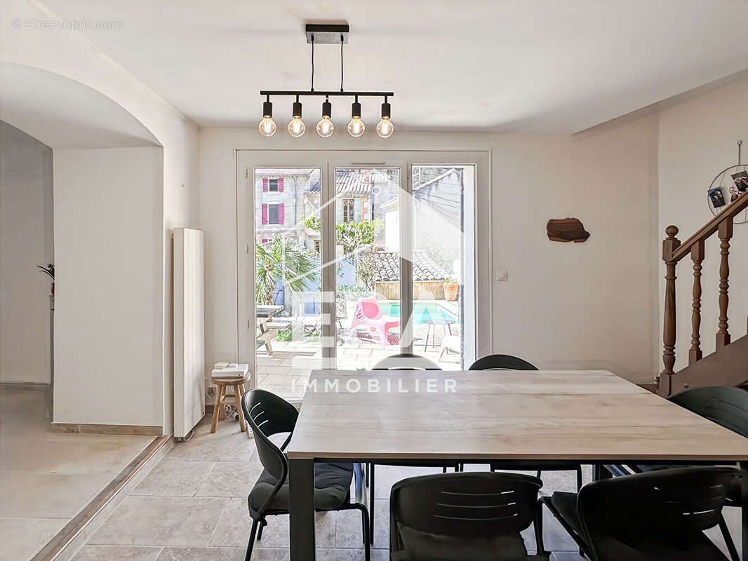 Maison à BARBENTANE