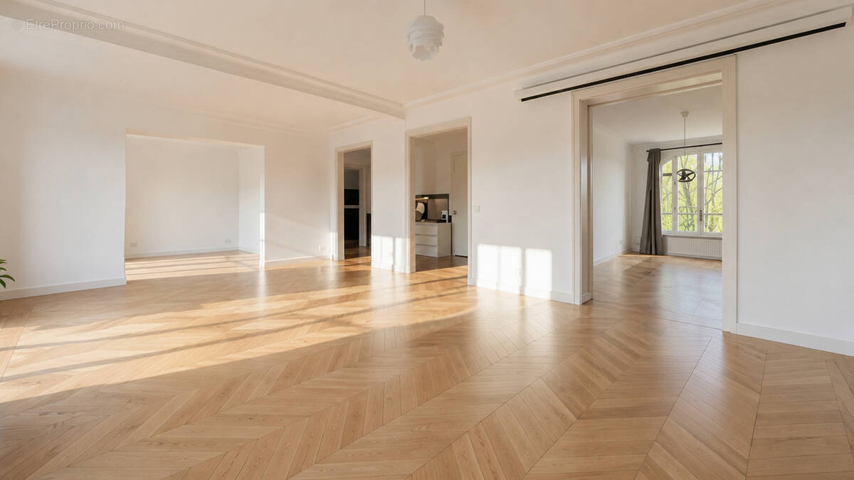 Maison à PARIS-16E