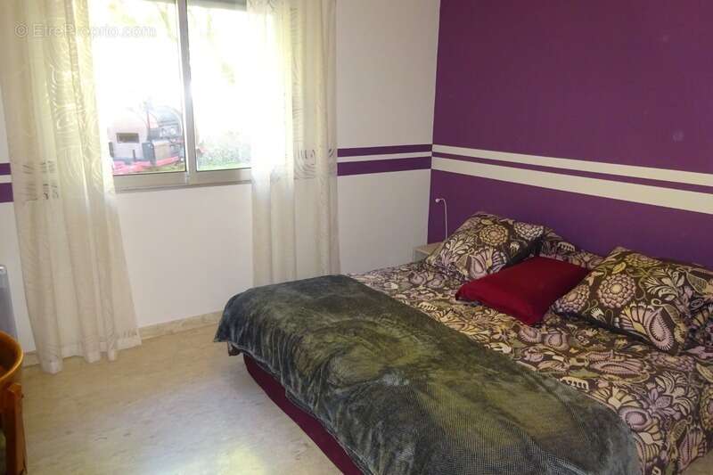 Maison à COLLOBRIERES