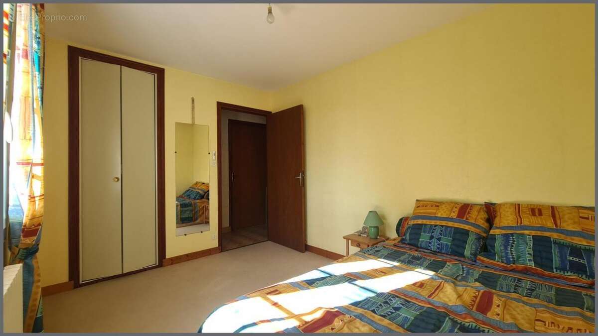 3 chambres, Bel espace en pelouse clos avec jardin - photo 11