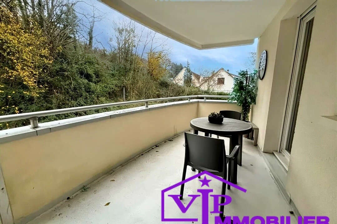 Appartement à PETIT-COURONNE