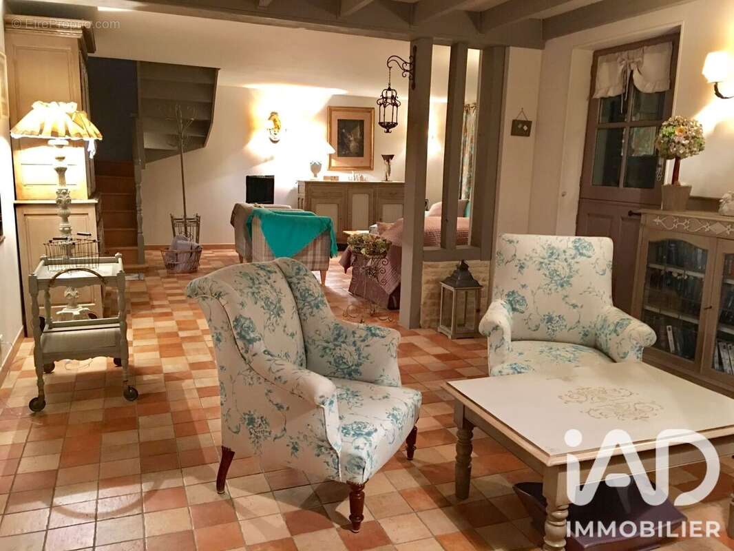 Maison 335 m² à Periers-En-Auge  - photo 8