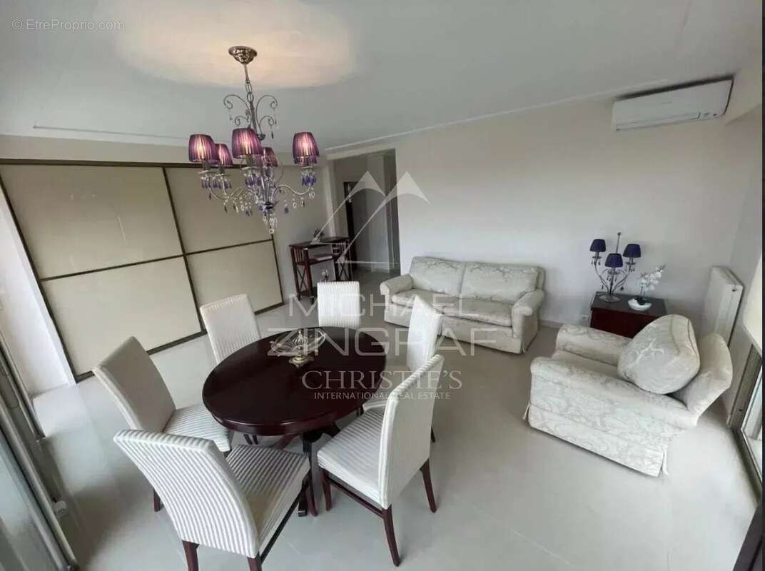Appartement à VILLEFRANCHE-SUR-MER