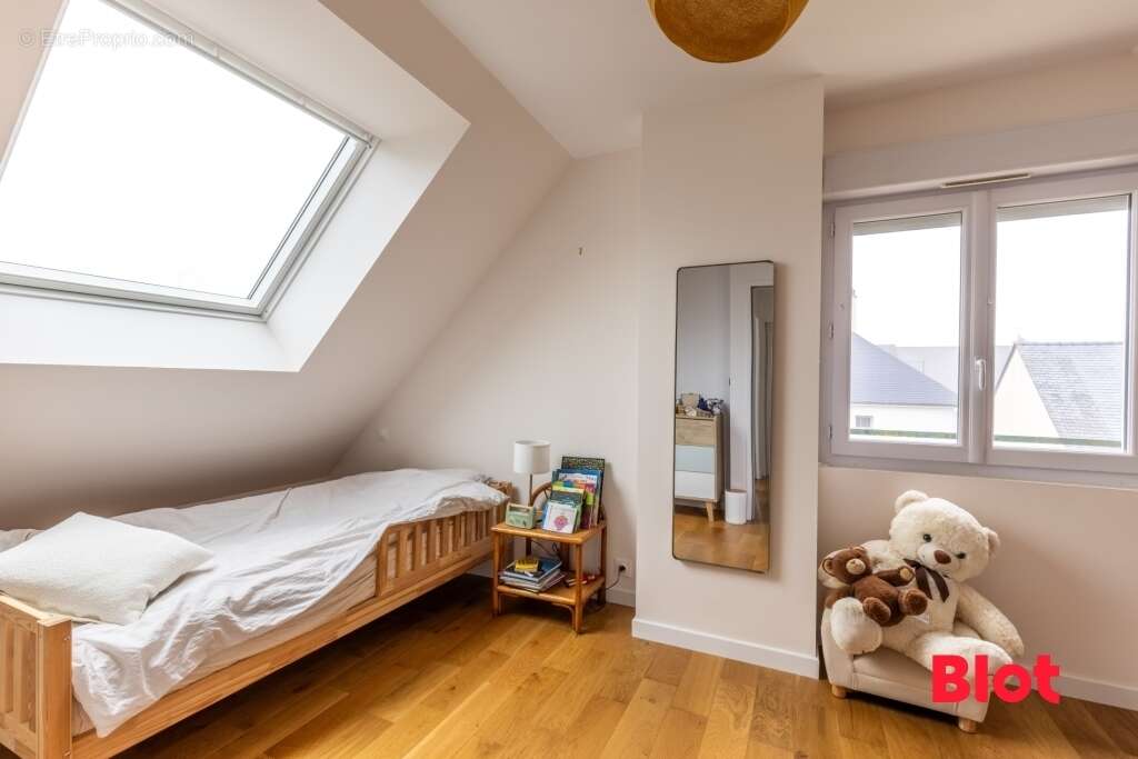 Maison à SAINT-ERBLON