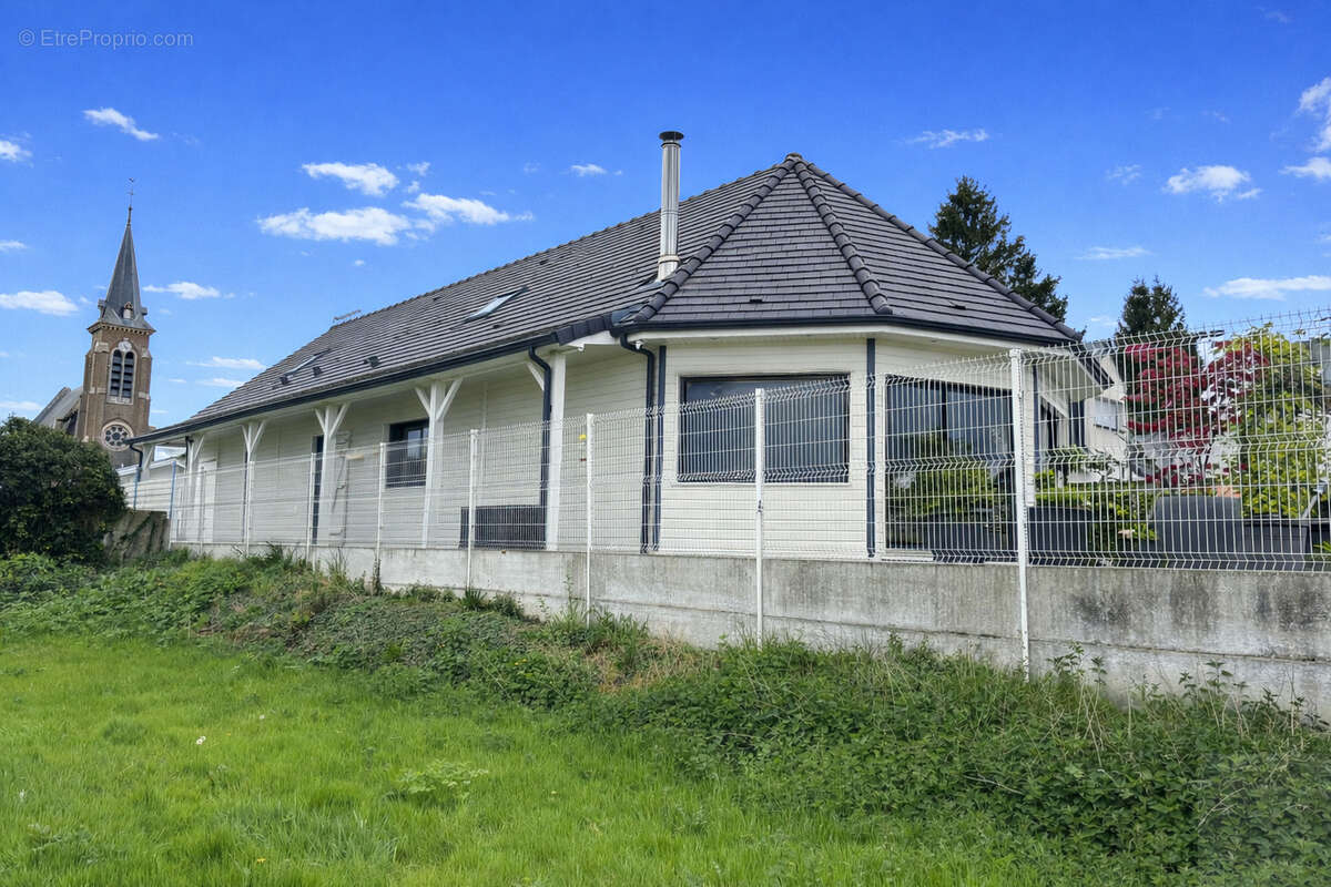 Pavillon individuel 200m2 - jardin - garage - 2 studios - 10 mn amiens - photo 14