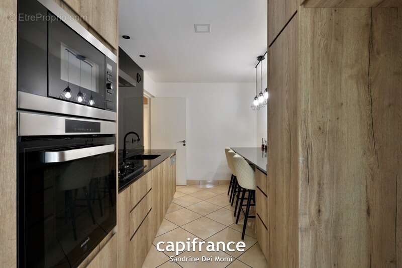 Appartement à TASSIN-LA-DEMI-LUNE