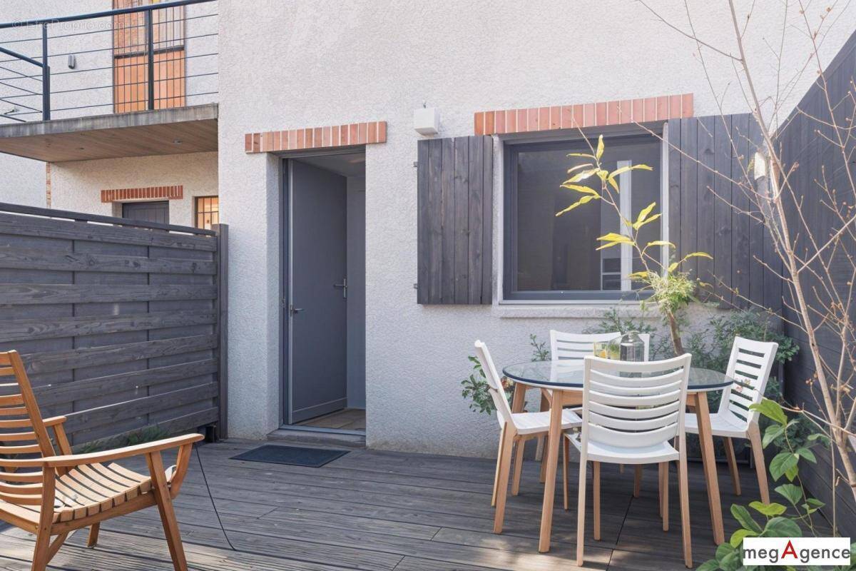 Maison à SAINT-SEBASTIEN-SUR-LOIRE