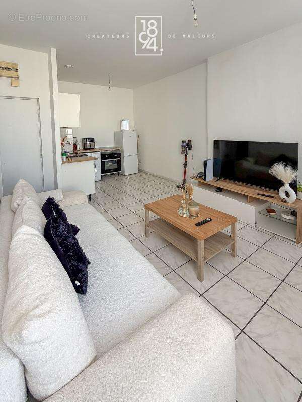 Appartement à MARSEILLE-5E