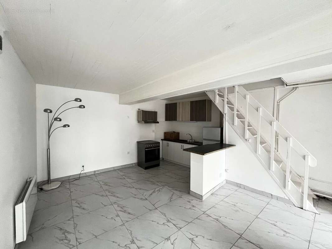 Maison à VAULX-MILIEU