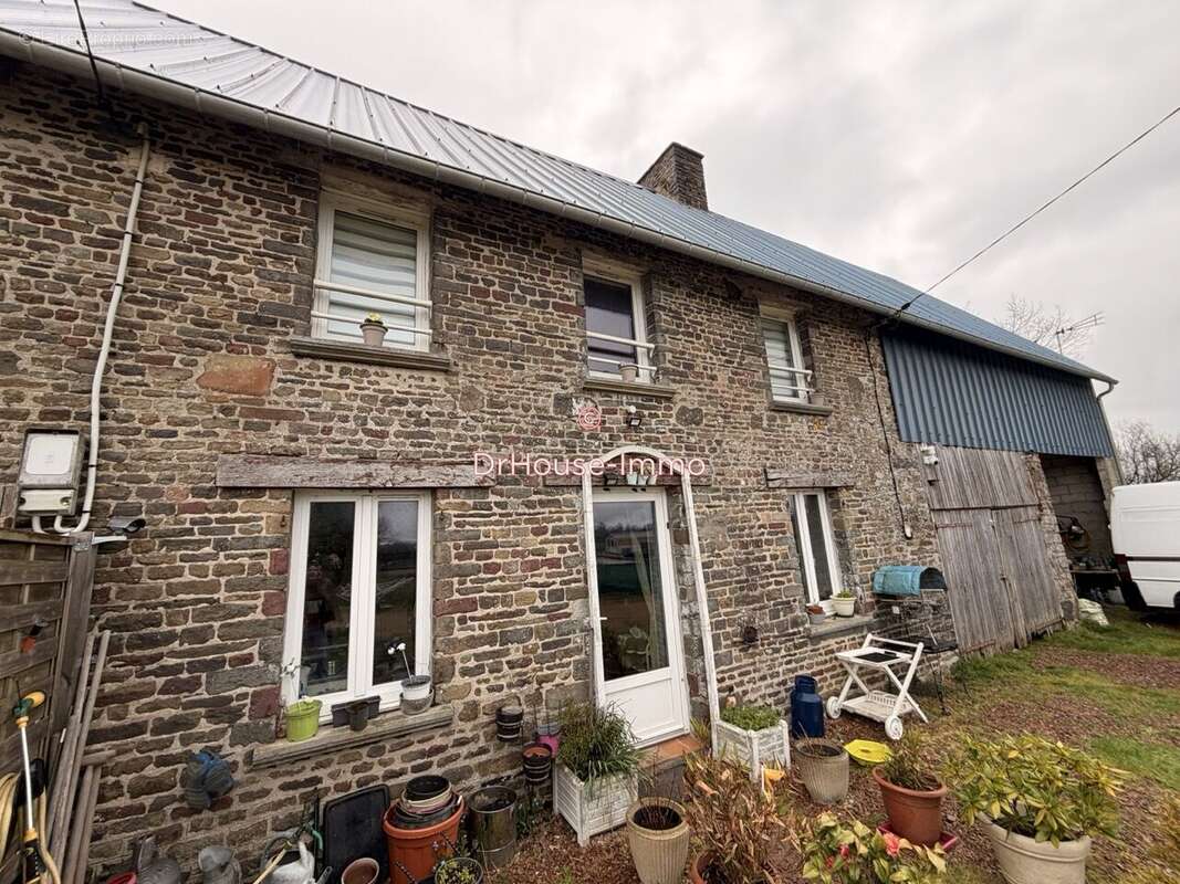 Maison à LE BENY-BOCAGE