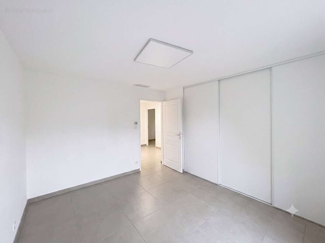 BALMA proche centre ville, Maison récente T5 155 m² - photo 14